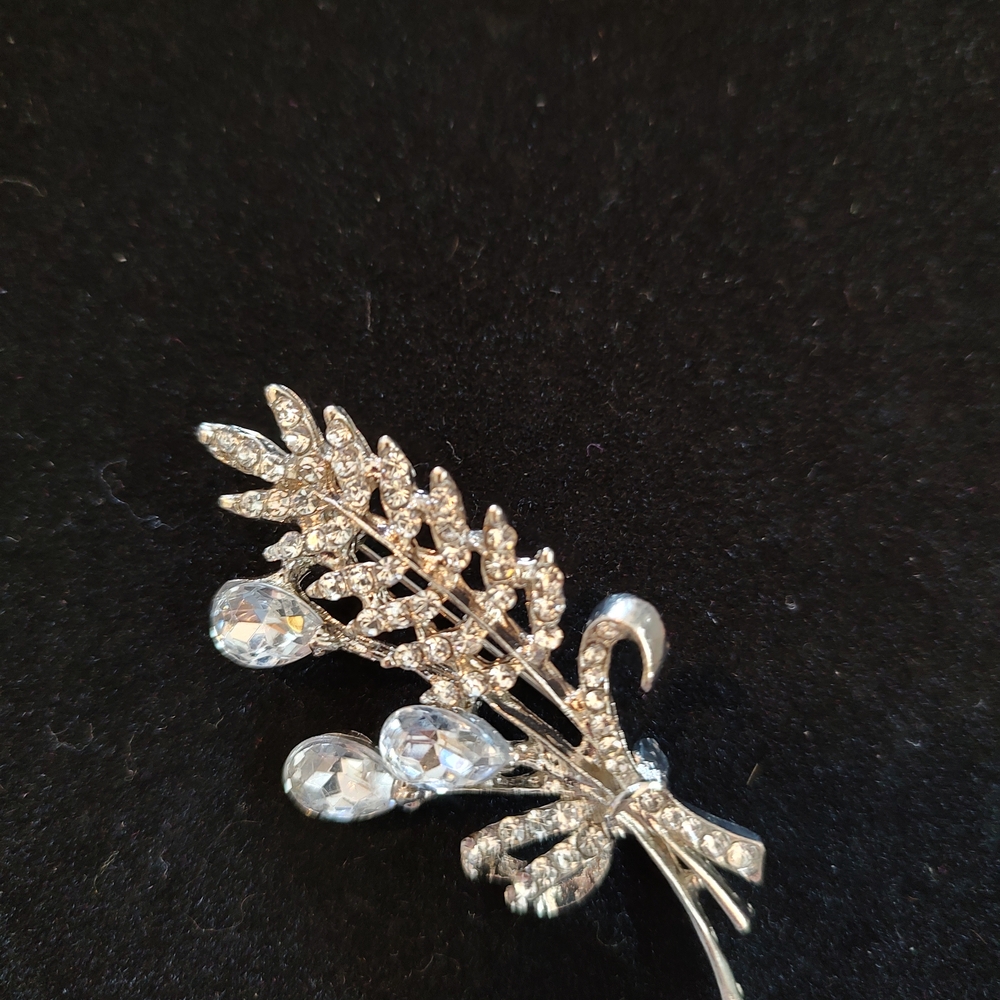 Elegant Silver Brooch